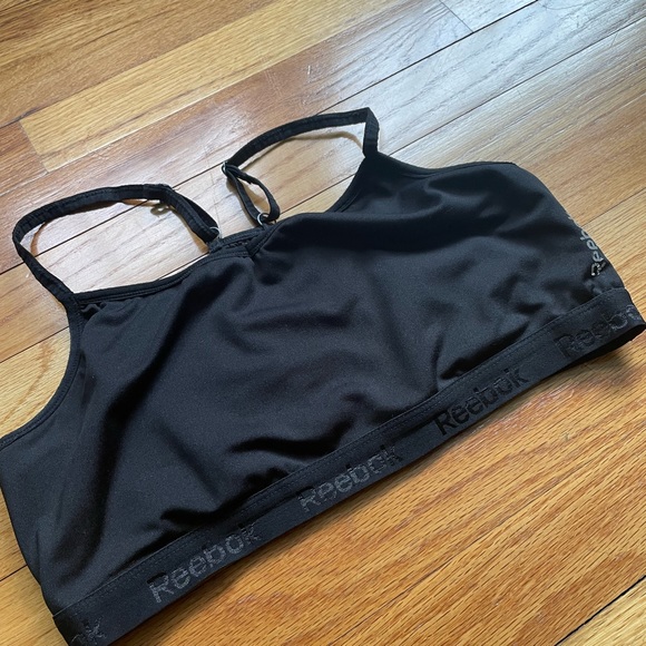 Reebok Tops - Reebok sports bra